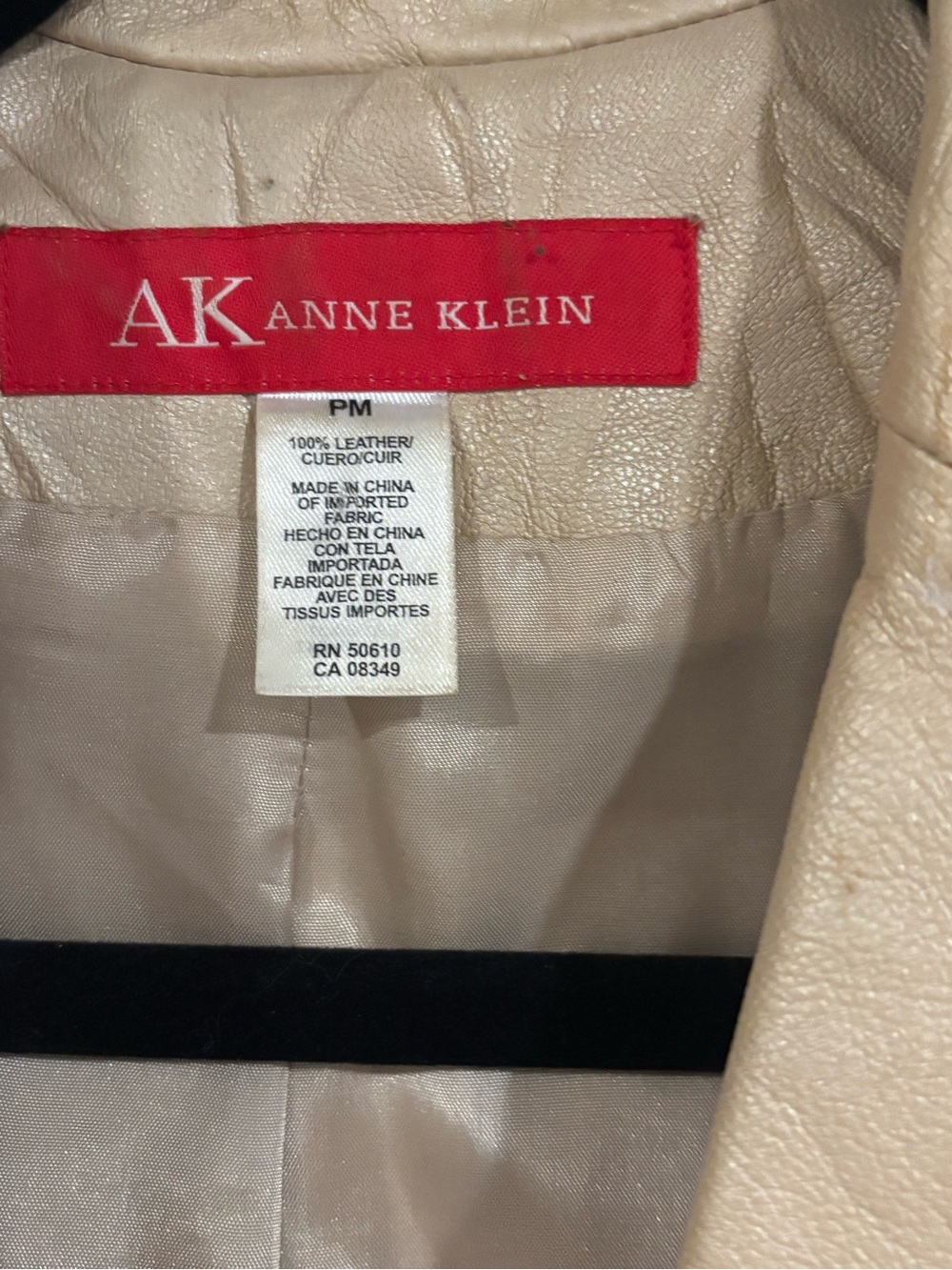 Vintage Anne Klein Cream Leather Blazer - Picture 3 of 12